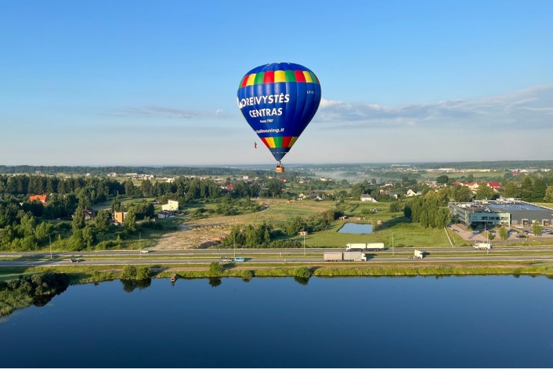 Lidojums ar gaisa balonu virs Klaipēdas ar "Aviācijas centru"