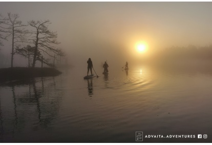 Рассвет с SUP доской на болоте и завтрак от "Advaita Adventures"