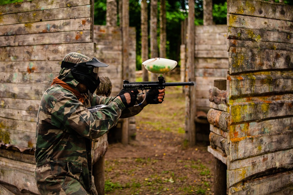 Пейнтбол аренда. Пейн Болл. Игра в пейнтбол. Paintball игра. Пейнтбол в Барыбино.