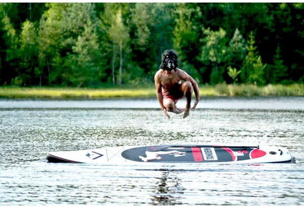 WILD SUP piedzīvojums no Ski & Wake Jurmala