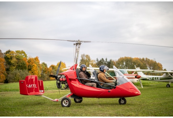 Izglītojošs lidojums ar helikopteru virs Kupišķiem